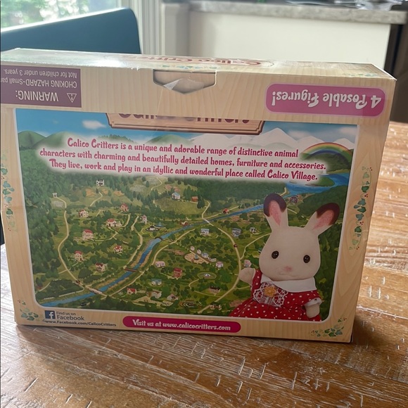 Calico Critters Hopscotch Rabbit Family Set - Picture 2 of 5